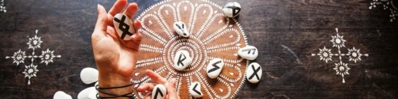 5 Best Psychics on PsychicOz in 2025